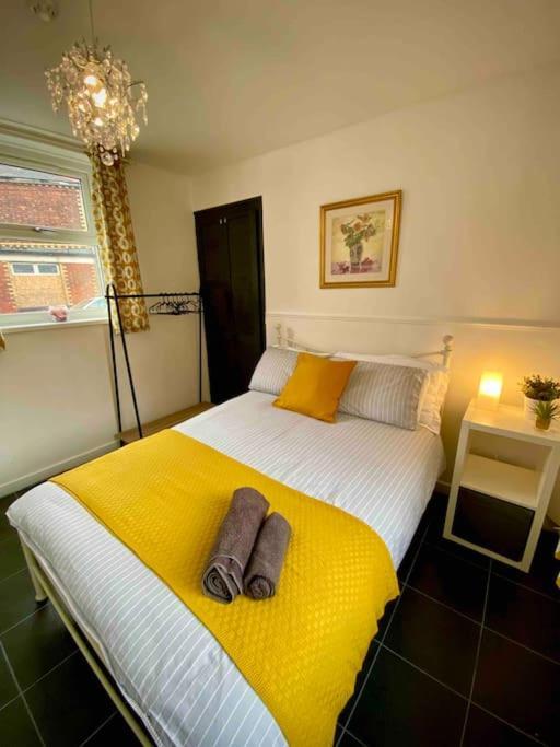 Brickworks - 2 Bedrooms, 15 Mins Walk To The Centre, With Garden Cardiff Extérieur photo